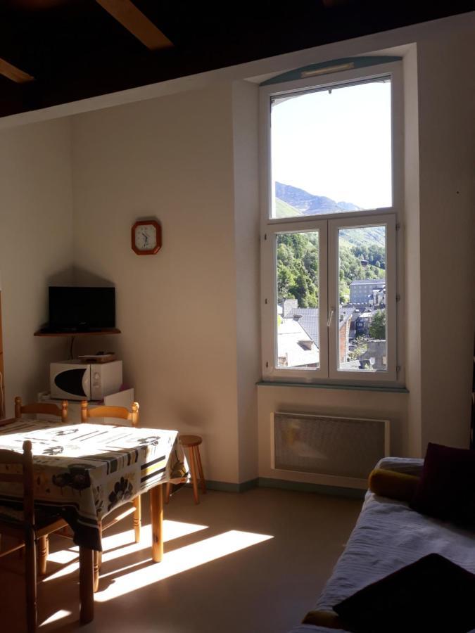 Situé Au Sein D'une Résidence à Pour 4 à 6 Personnes, 1 Chambre, 1 Mezzanine * Barèges